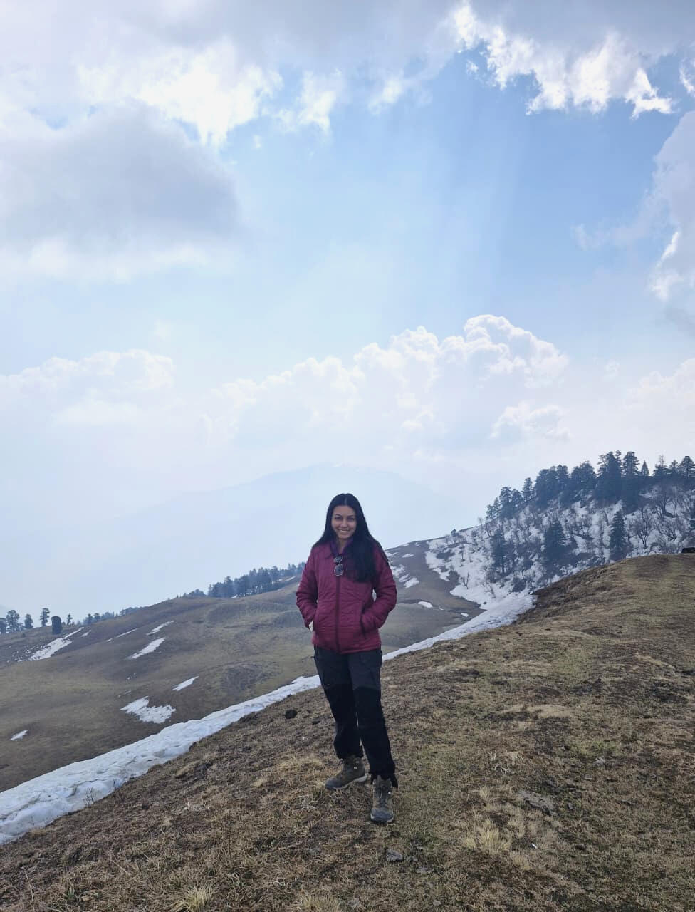Professional photo of Harshida Jani, online therapist in India.
